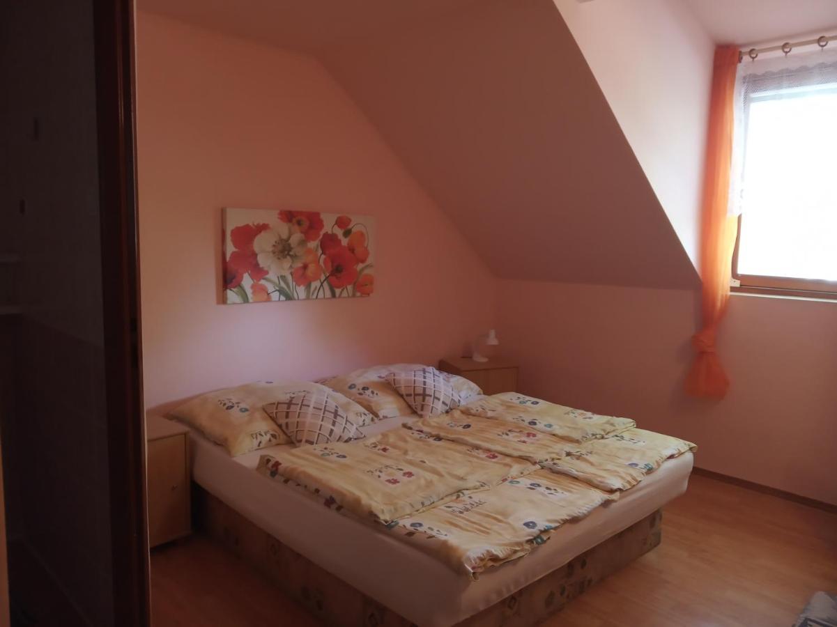 Penzion Rose Sturovo Exterior photo